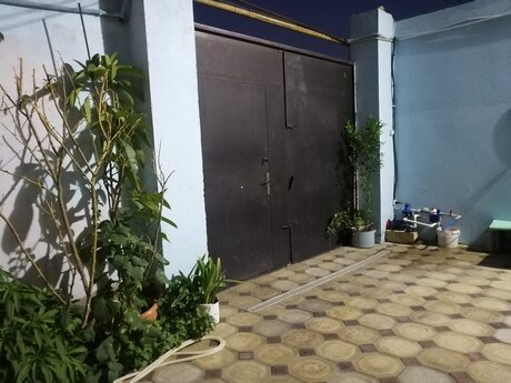 4 otaqlı həyət evi/bağ evi - Masazır q. - 160 m²