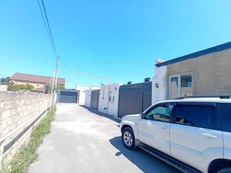 3 otaqlı həyət evi/bağ evi - Şüvəlan q. - 90 m²
