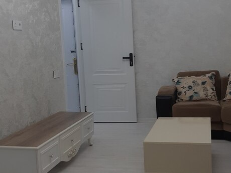 2 otaqlı köhnə tikili - Memar Əcəmi m. - 33 m²