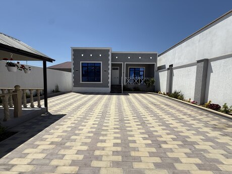 4 otaqlı həyət evi/bağ evi - Savalan q. - 120 m²