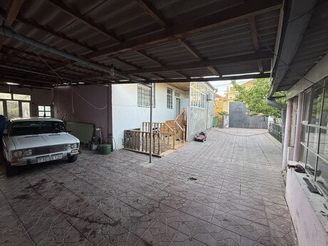5 otaqlı həyət evi/bağ evi - Binəqədi q. - 130 m²