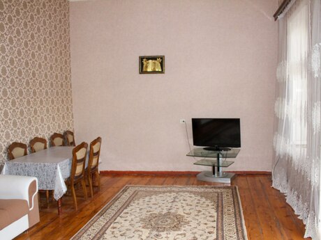3 otaqlı köhnə tikili - İçəri Şəhər m. - 96 m²