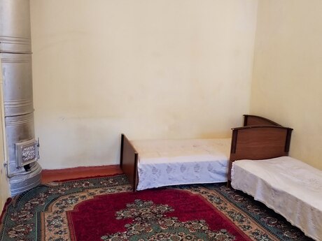 3 otaqlı köhnə tikili - İçəri Şəhər m. - 96 m²