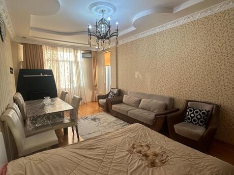3 otaqlı yeni tikili - Xalqlar Dostluğu m. - 90 m²