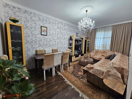 3 otaqlı köhnə tikili - Yeni Günəşli q. - 75 m²