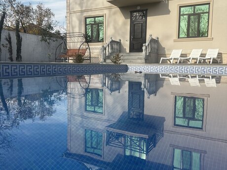 5 otaqlı həyət evi/bağ evi - Qəbələ - 300 m²