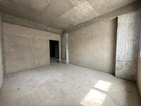 4 otaqlı yeni tikili - Ağ şəhər q. - 200 m²