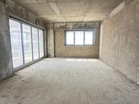 4 otaqlı yeni tikili - Ağ şəhər q. - 200 m²