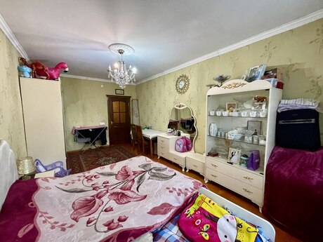 3 otaqlı yeni tikili - Bakıxanov q. - 82 m²