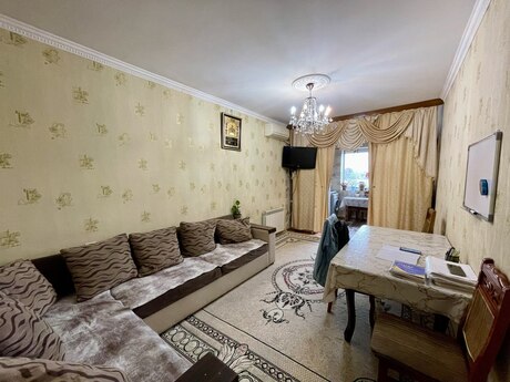 3 otaqlı yeni tikili - Bakıxanov q. - 82 m²