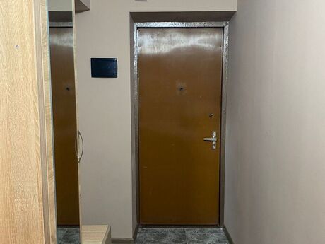 2 otaqlı köhnə tikili - Elmlər Akademiyası m. - 55 m²