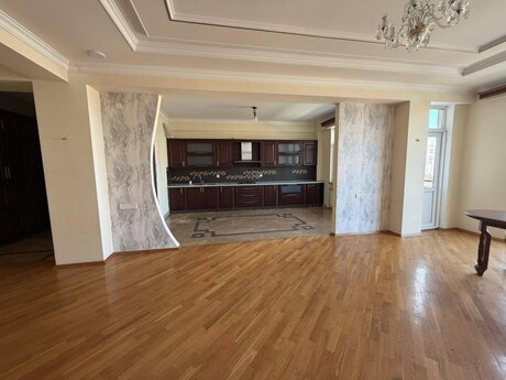 3 otaqlı yeni tikili - İnşaatçılar m. - 135 m²