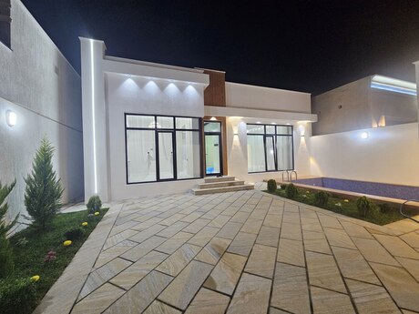 4 otaqlı həyət evi/bağ evi - Şüvəlan q. - 140 m²