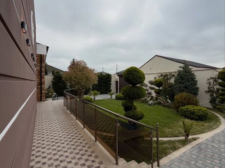 5 otaqlı həyət evi/bağ evi - Nardaran q. - 300 m²