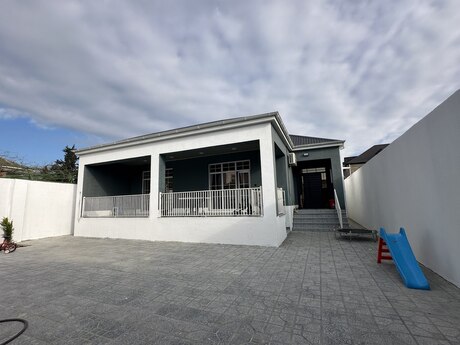 5-комн. дом/дача - пос. Бина - 170 м²