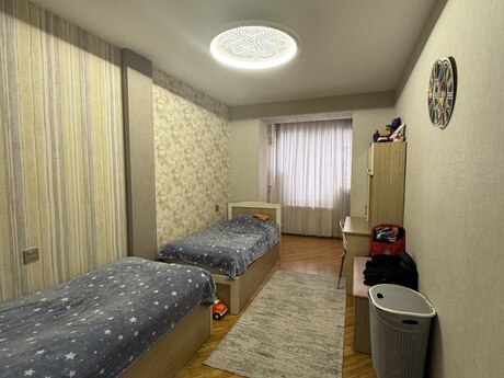 3 otaqlı köhnə tikili - Nəriman Nərimanov m. - 85 m²