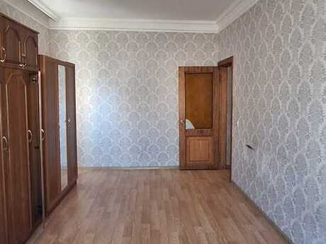 2 otaqlı köhnə tikili - Massiv D q. - 33 m²