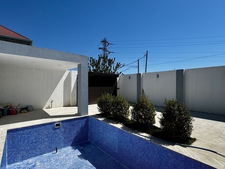 4 otaqlı həyət evi/bağ evi - Mərdəkan q. - 160 m²