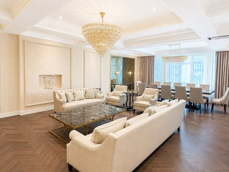 3-комн. новостройка - м. 28 мая - 202 м²
