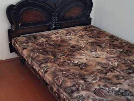 2 otaqlı həyət evi/bağ evi - Bakıxanov q. - 45 m²