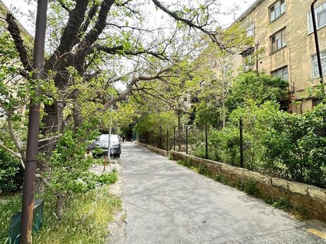 3 otaqlı köhnə tikili - Yasamal r. - 85 m²