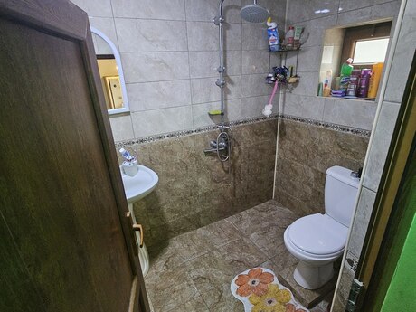 3 otaqlı həyət evi/bağ evi - Gəncə - 31 m²
