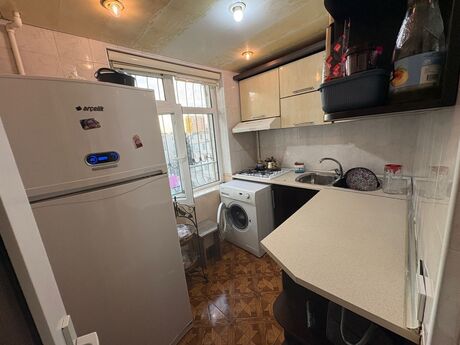 3 otaqlı köhnə tikili - Nəriman Nərimanov m. - 90 m²