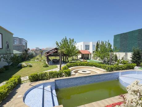 6 otaqlı həyət evi/bağ evi - Mərdəkan q. - 500 m²