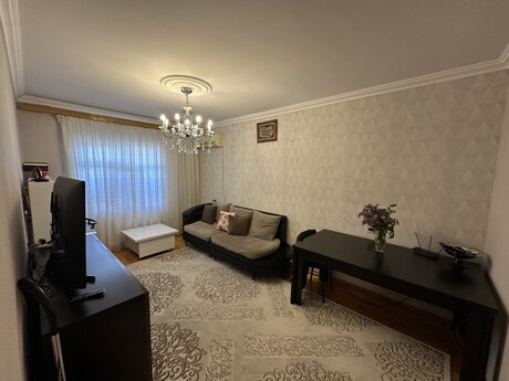 2 otaqlı köhnə tikili - Xalqlar Dostluğu m. - 65 m²