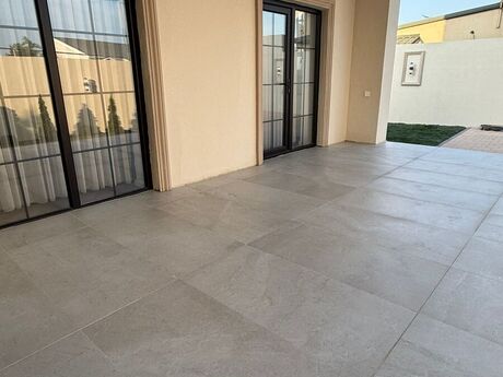 5 otaqlı həyət evi/bağ evi - Mərdəkan q. - 220 m²