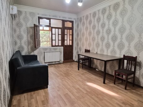 2 otaqlı köhnə tikili - Memar Əcəmi m. - 55 m²