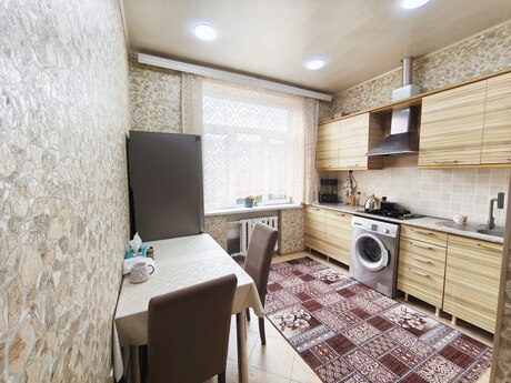 3 otaqlı köhnə tikili - Yasamal q. - 80 m²