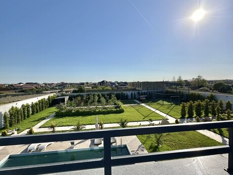 6 otaqlı həyət evi/bağ evi - Bilgəh q. - 600 m²