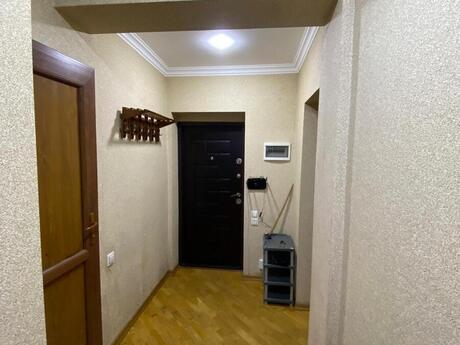 2 otaqlı yeni tikili - İnşaatçılar m. - 70 m²