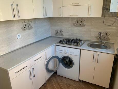 3 otaqlı köhnə tikili - Memar Əcəmi m. - 80 m²