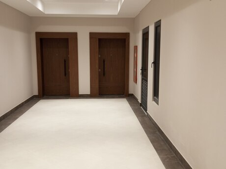 4 otaqlı yeni tikili - Ağ şəhər q. - 194 m²