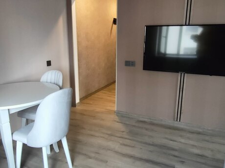 2 otaqlı köhnə tikili - Nərimanov r. - 42 m²