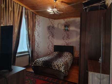 4 otaqlı həyət evi/bağ evi - Binə q. - 100 m²