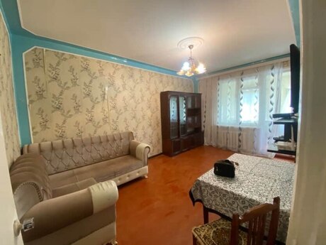 2 otaqlı köhnə tikili - Azadlıq Prospekti m. - 40 m²