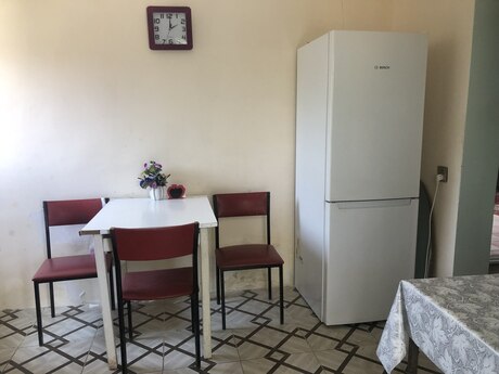 2 otaqlı həyət evi/bağ evi - Pirşağı q. - 100 m²