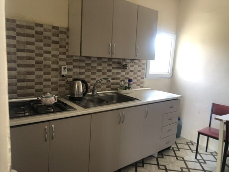 2 otaqlı həyət evi/bağ evi - Pirşağı q. - 100 m²