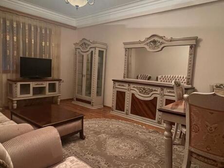 4 otaqlı köhnə tikili - Memar Əcəmi m. - 100 m²