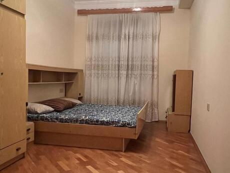4 otaqlı köhnə tikili - Memar Əcəmi m. - 100 m²