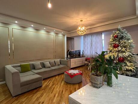 3 otaqlı yeni tikili - Nəsimi r. - 98 m²