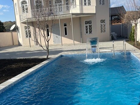 7 otaqlı həyət evi/bağ evi - Quba - 250 m²