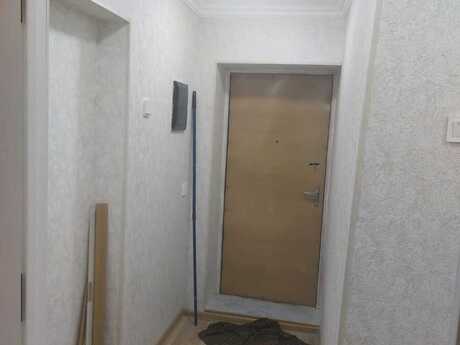 1 otaqlı köhnə tikili - Neftçilər m. - 43 m²