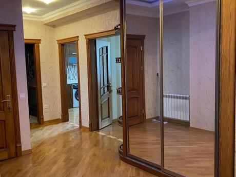 2 otaqlı yeni tikili - Bakıxanov q. - 100 m²