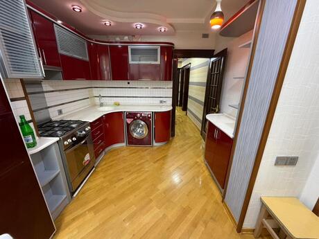 4 otaqlı köhnə tikili - Nəsimi m. - 100 m²