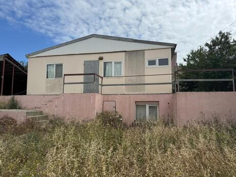 3 otaqlı həyət evi/bağ evi - Badamdar q. - 110 m²