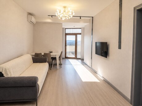 3 otaqlı yeni tikili - 20 Yanvar m. - 100 m²